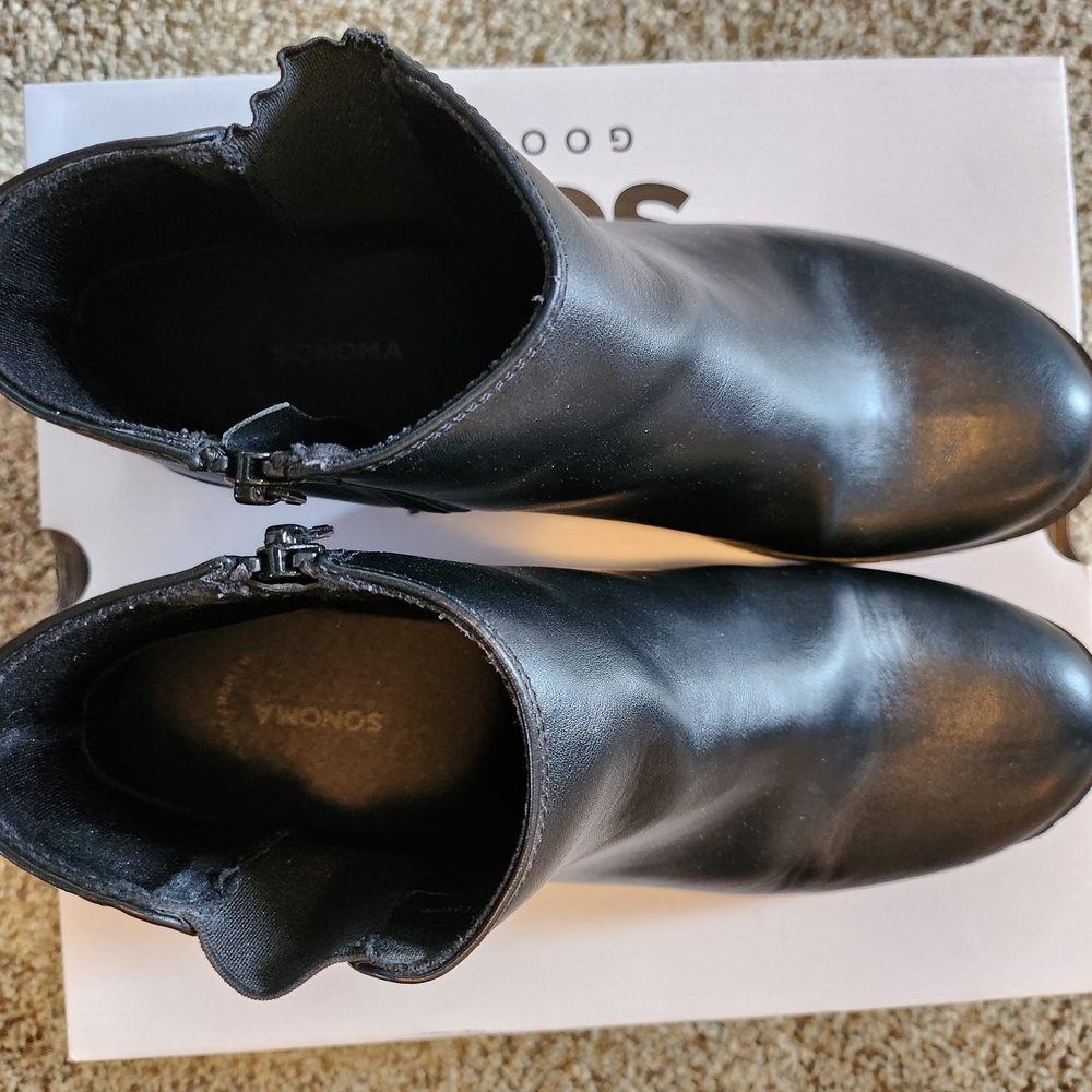 Sonoma Womens Black Boots, Size 8 Wide - Picture 4 of 9